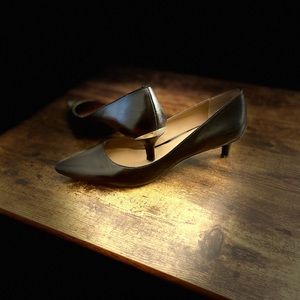 Calvin Klein Kitten Heel Pumps! Like New